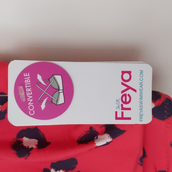 Freya Adjustable Underwire Bikini Top. Red. Multiple Sizes Available - Picture 4 of 6